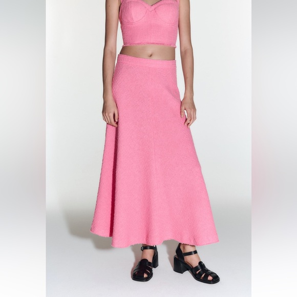 Long Textured Skirt - Picture 3 of 9